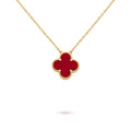14ct Clover Charm Pendant/Carnelian